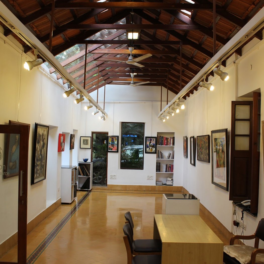 Crimson Art Gallery 1