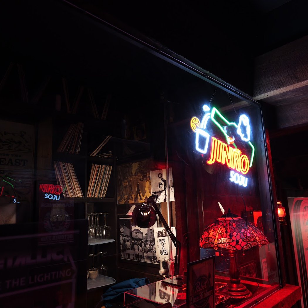 Fillmore Deli & Backroom 2