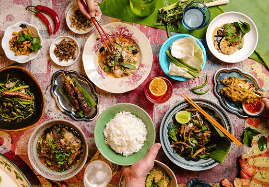 A Taste of Thailand: Pad See Ew & Papaya Salad Cooking Class 2