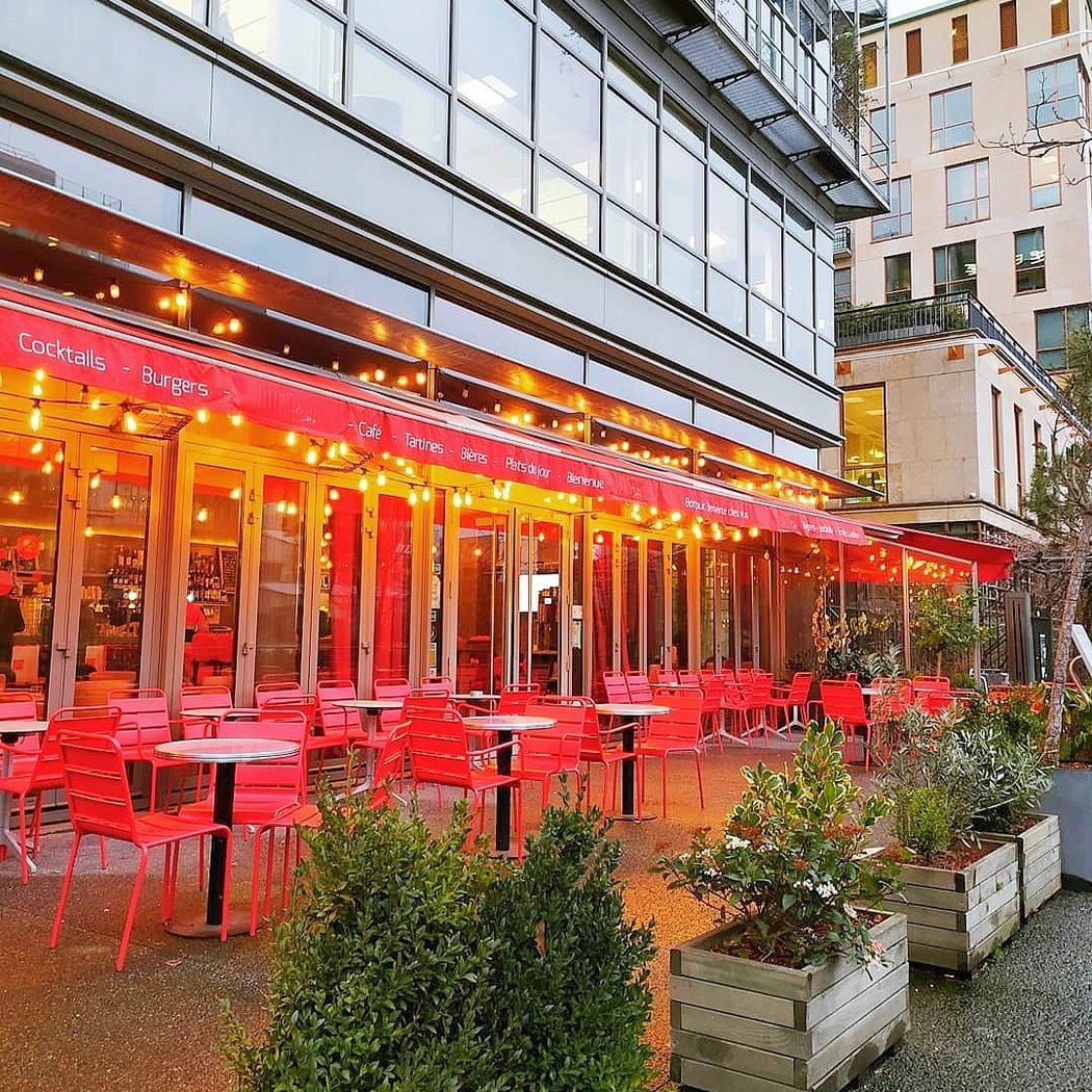 Dupont Café Bibliothèque 2