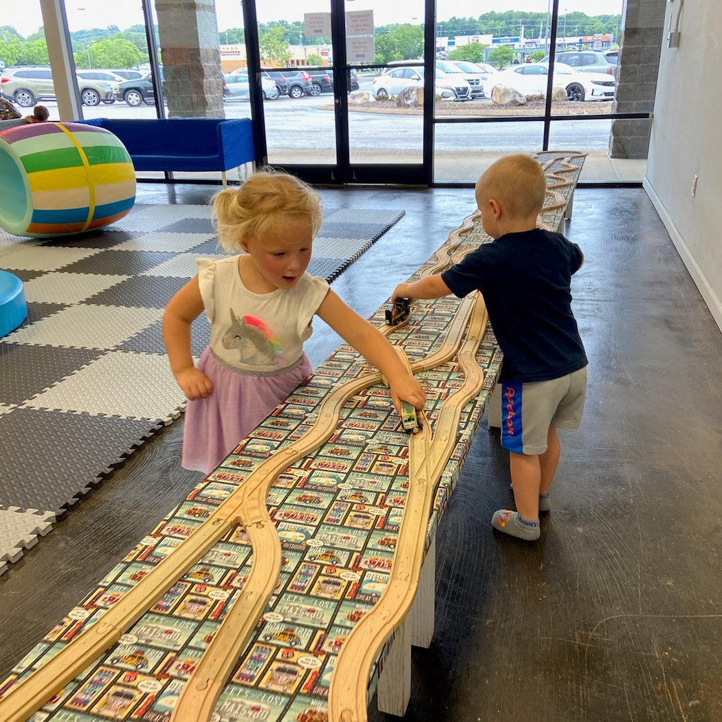 Jumpin' Jellybeans The Boutique Play Space Chattanooga 2