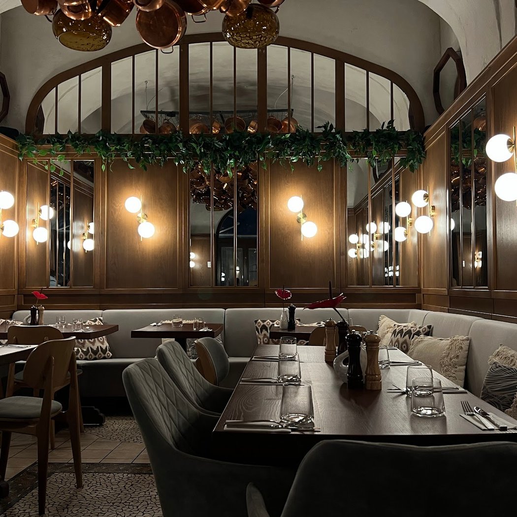 Irodion Greek Restaurant 3
