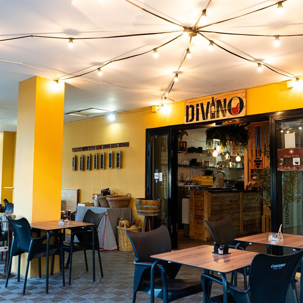 Bar Divino 2