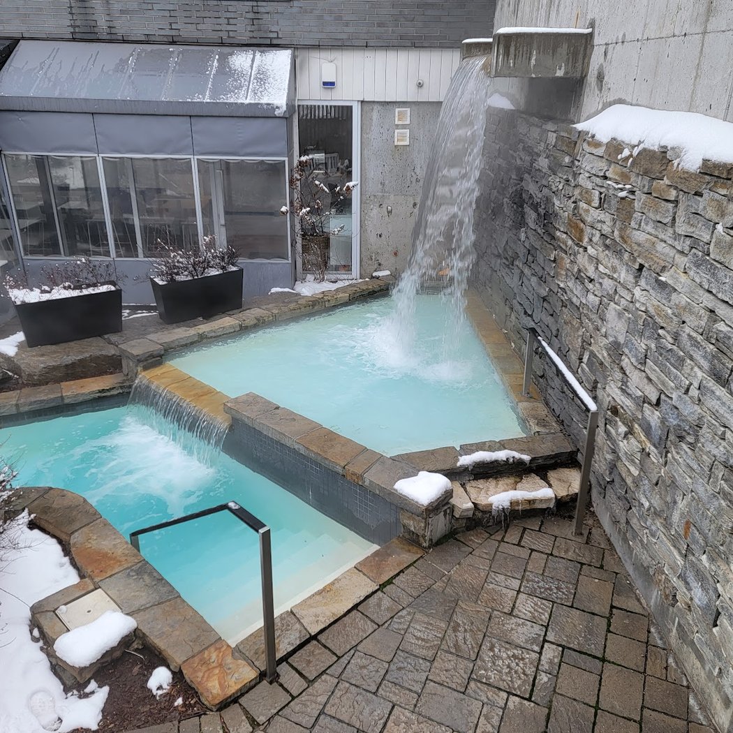 Strøm spa nordique / Montréal (Île-des-Sœurs) 3