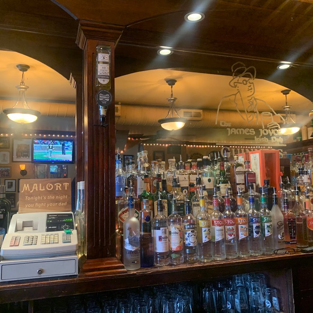 James Joyce Irish Pub 3
