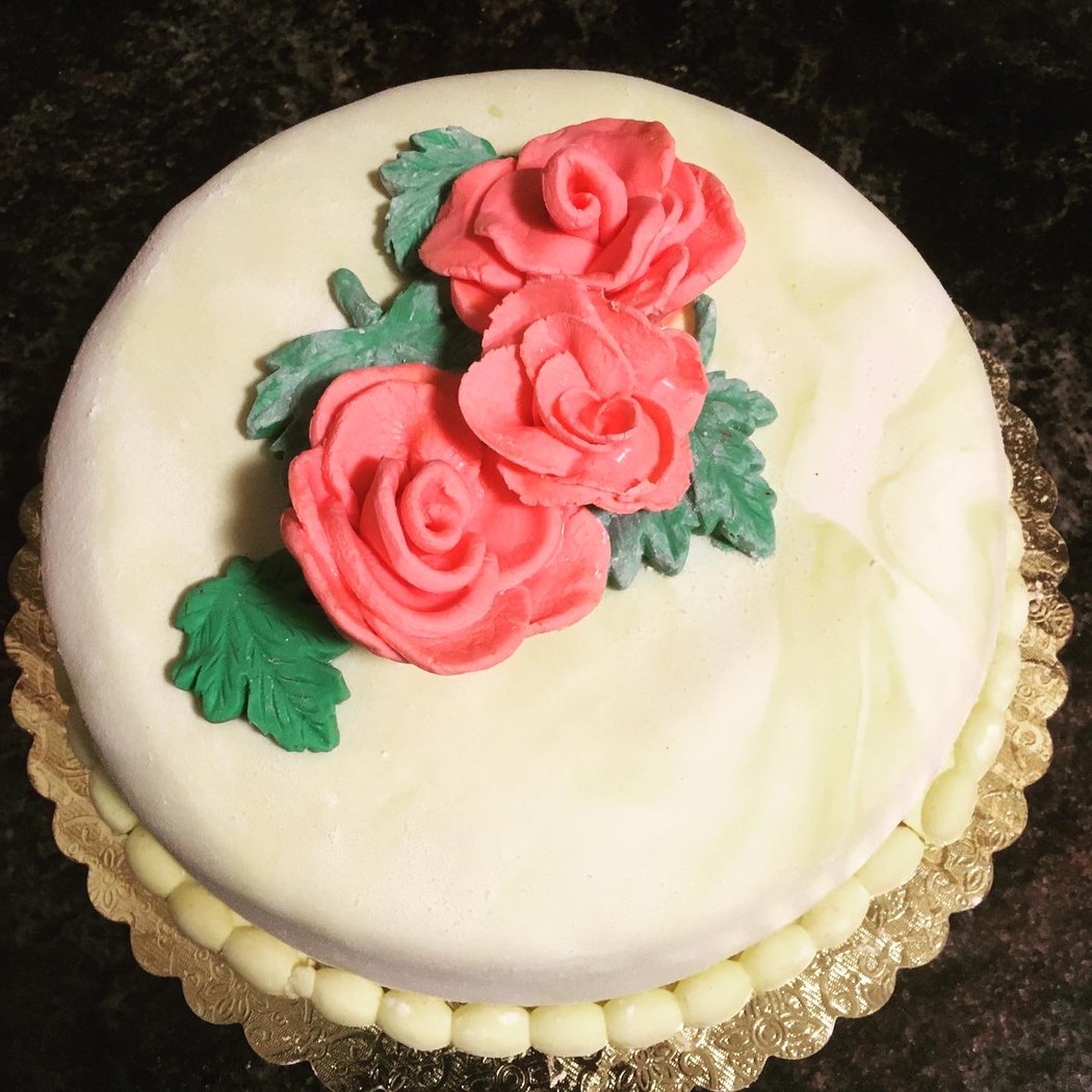 Intermediate Cake Decorating – Session Two 4