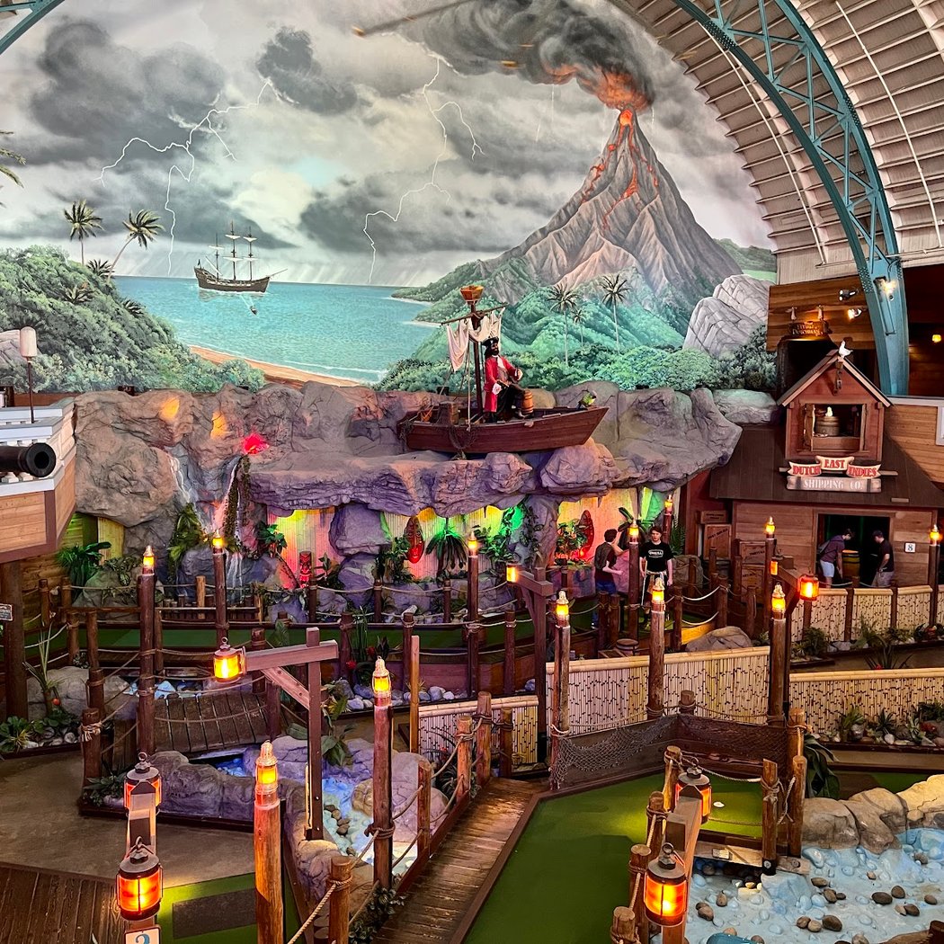 Buccaneer Bay Mini Golf 3