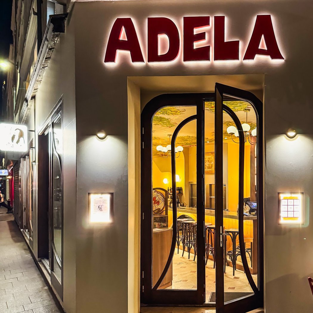 Adela 3