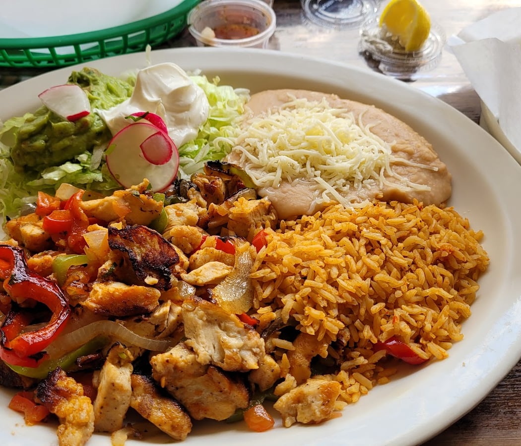 Su Casa Mexican Restaurant 1