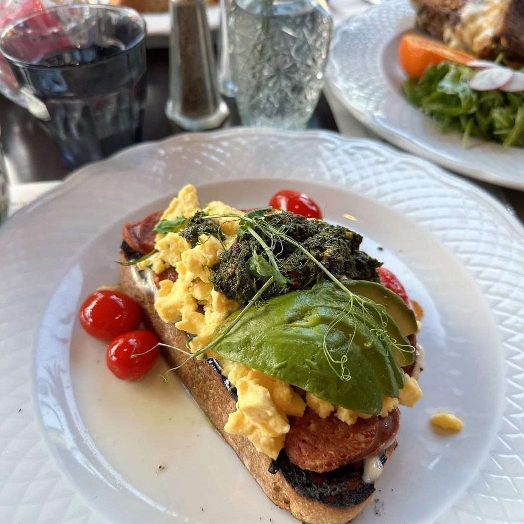 Régine Café 1