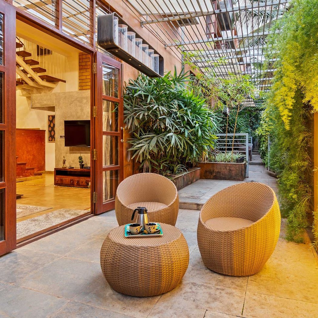 StayVista at Coconut Skies in Bengaluru | 4 BHK Premium Villa 1