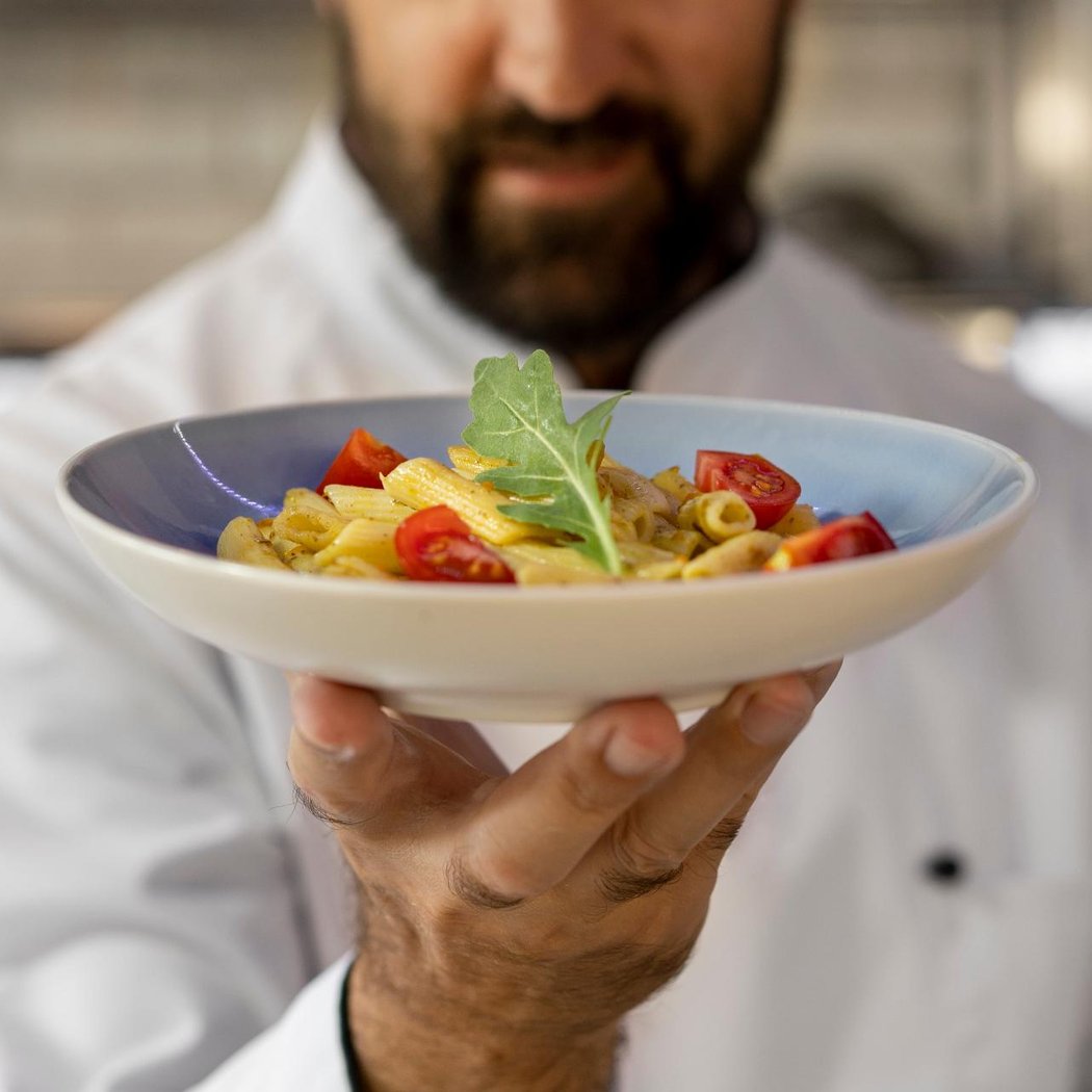 CUOCHI A PALAZZO 2026 - Clases de cocina italiana con degustación: Campania: técnicas de cocción y tipos de pasta – espaguetis allo scarpariello, pizza frita