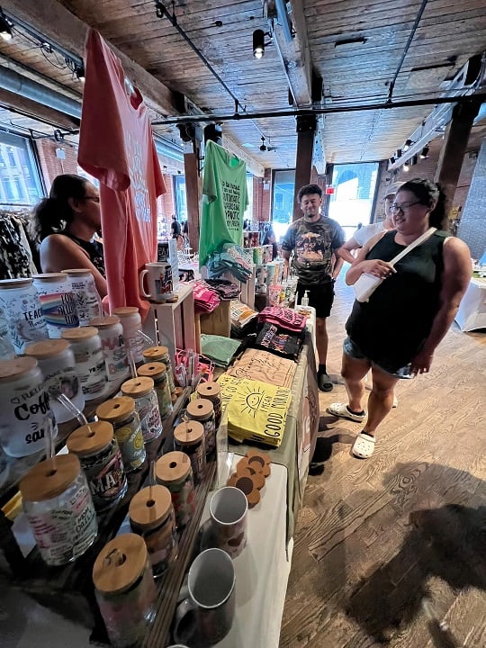 Dumbo Loft Market 3