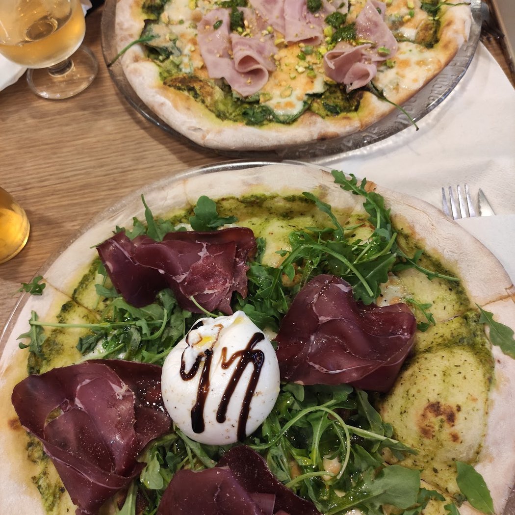 La Pizzeria Gomes José 3