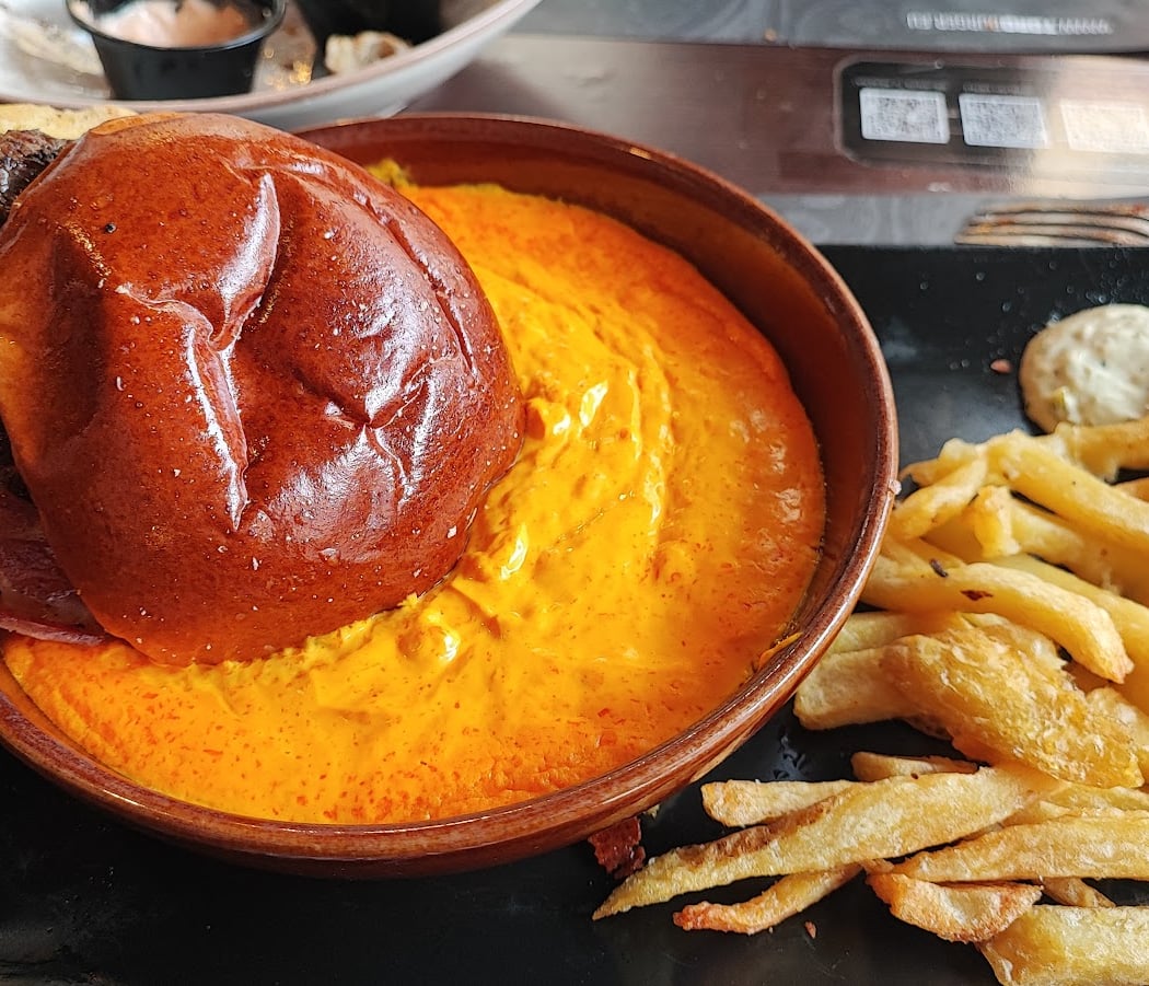 TORO BURGER SEVILLA 1