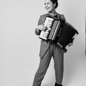 Shaina Taub