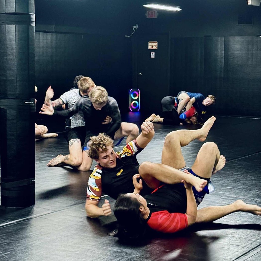 Beginner Friendly Brazilian Jiu-Jitsu Training 1