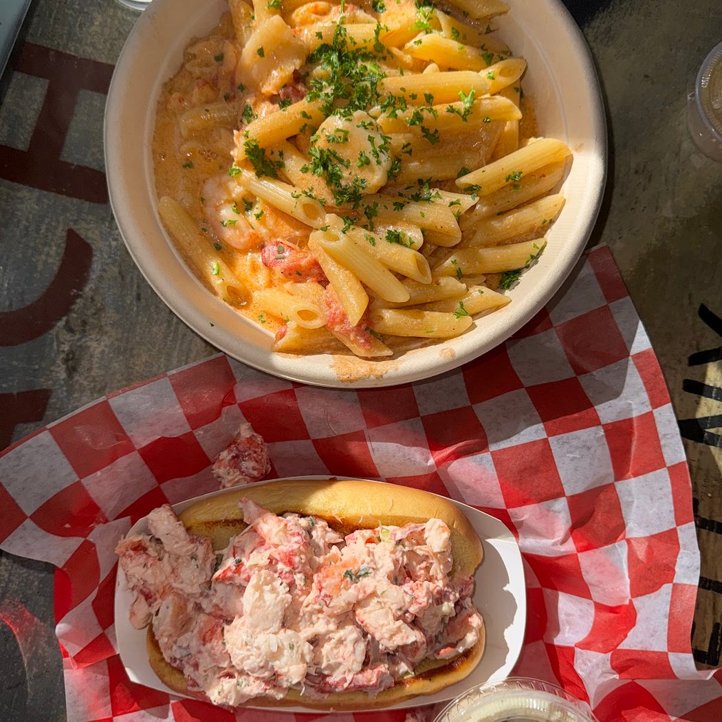 Bostwick's Chowder House 3