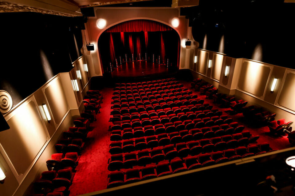 Palais des Glaces 2