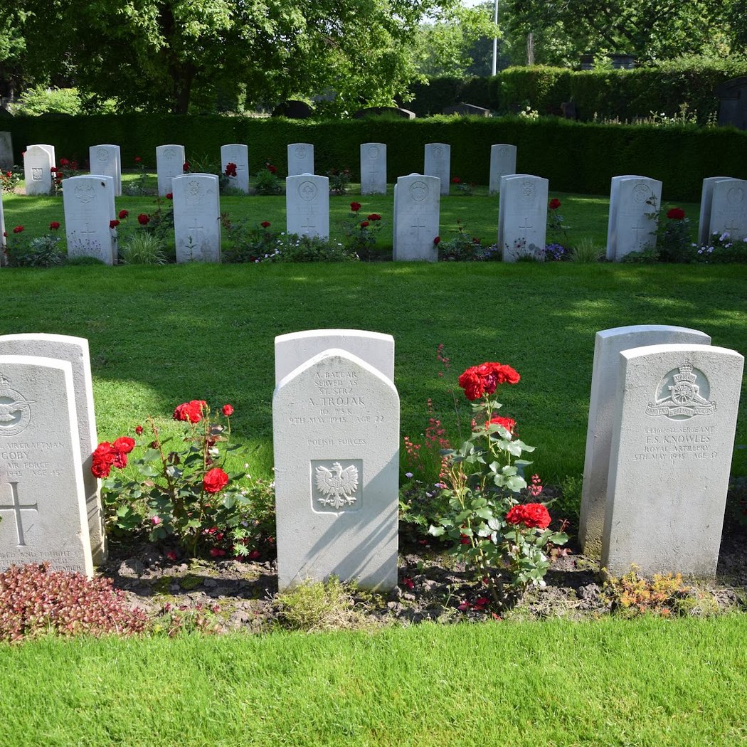 Commonwealth War Graves Brussels Town Cemetery 2
