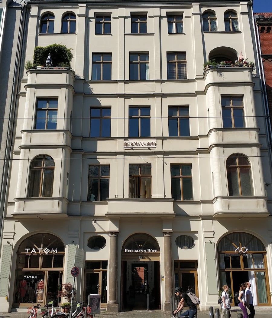 Heckmann-Höfe 2