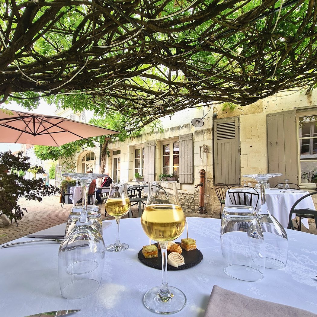 Le Clos Aux Roses 2