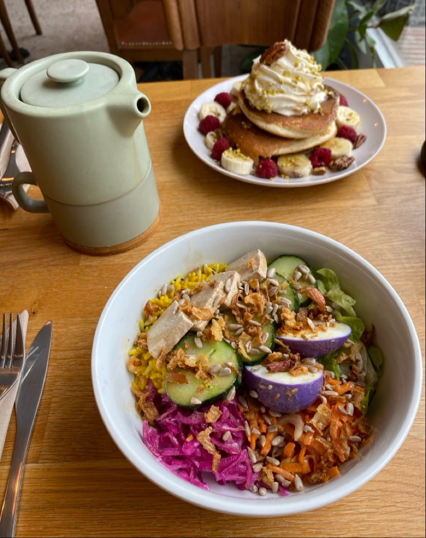 Roslina Café 1