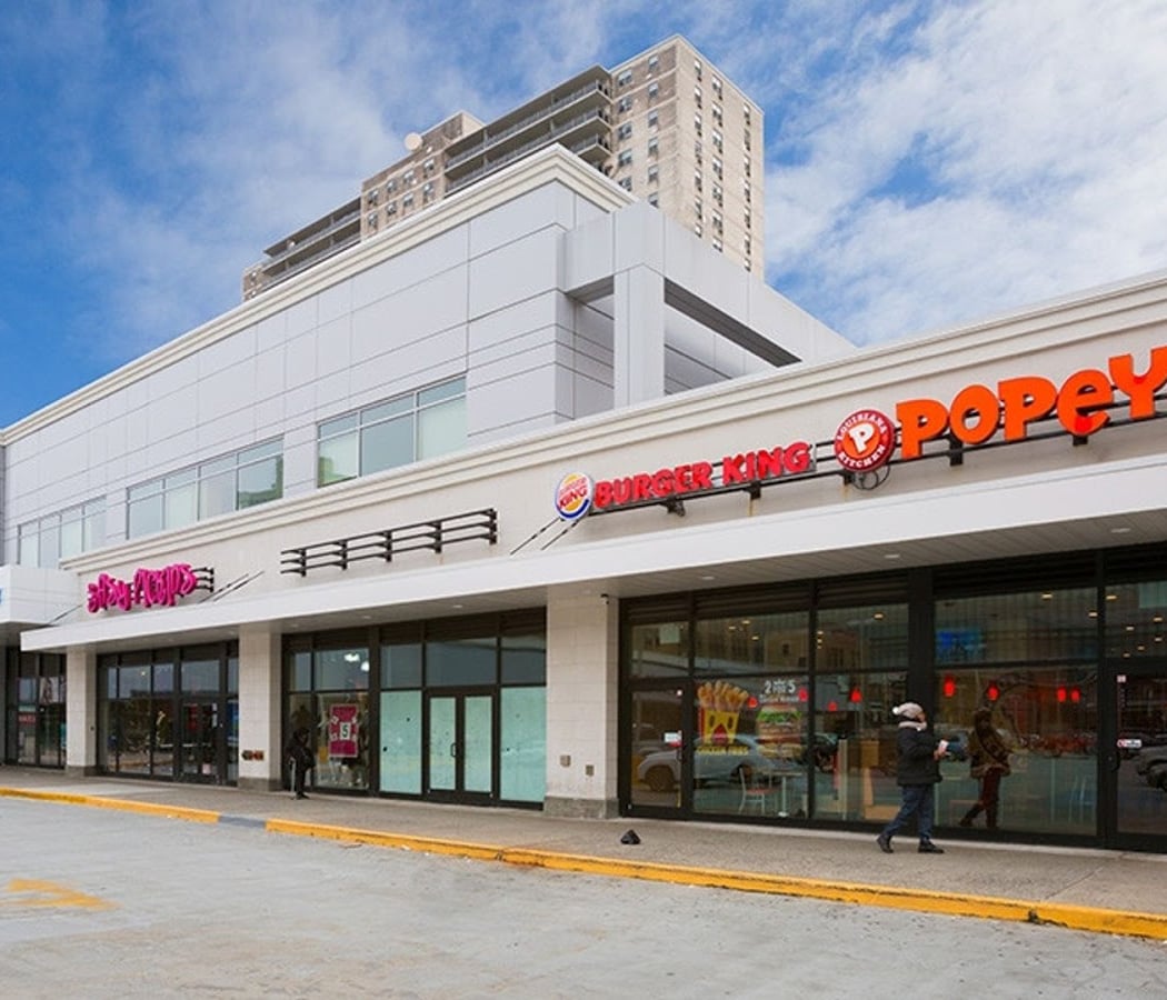 Concourse Plaza 1