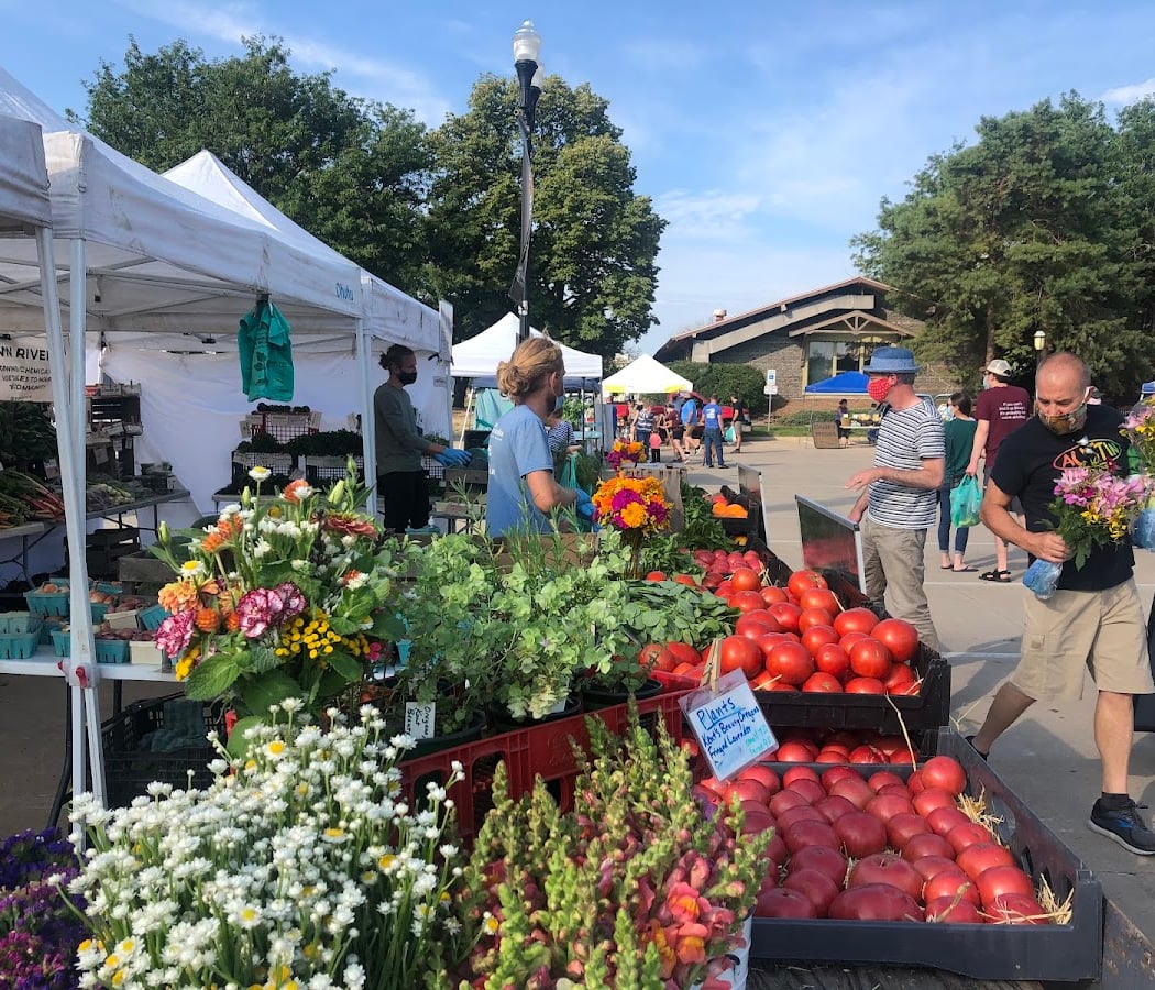 Peoria RiverFront Saturday Farmers Market 1
