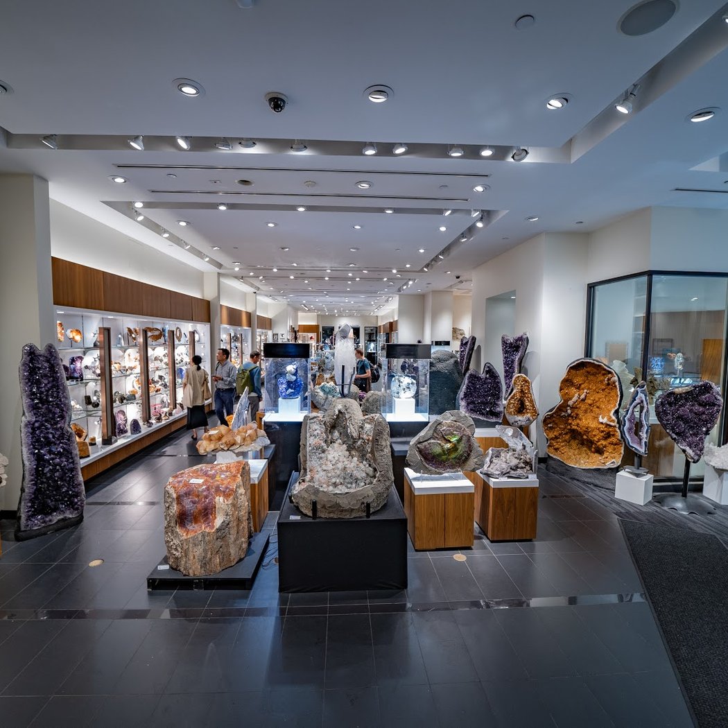 Astro Gallery of Gems, Minerals and Fossils 3
