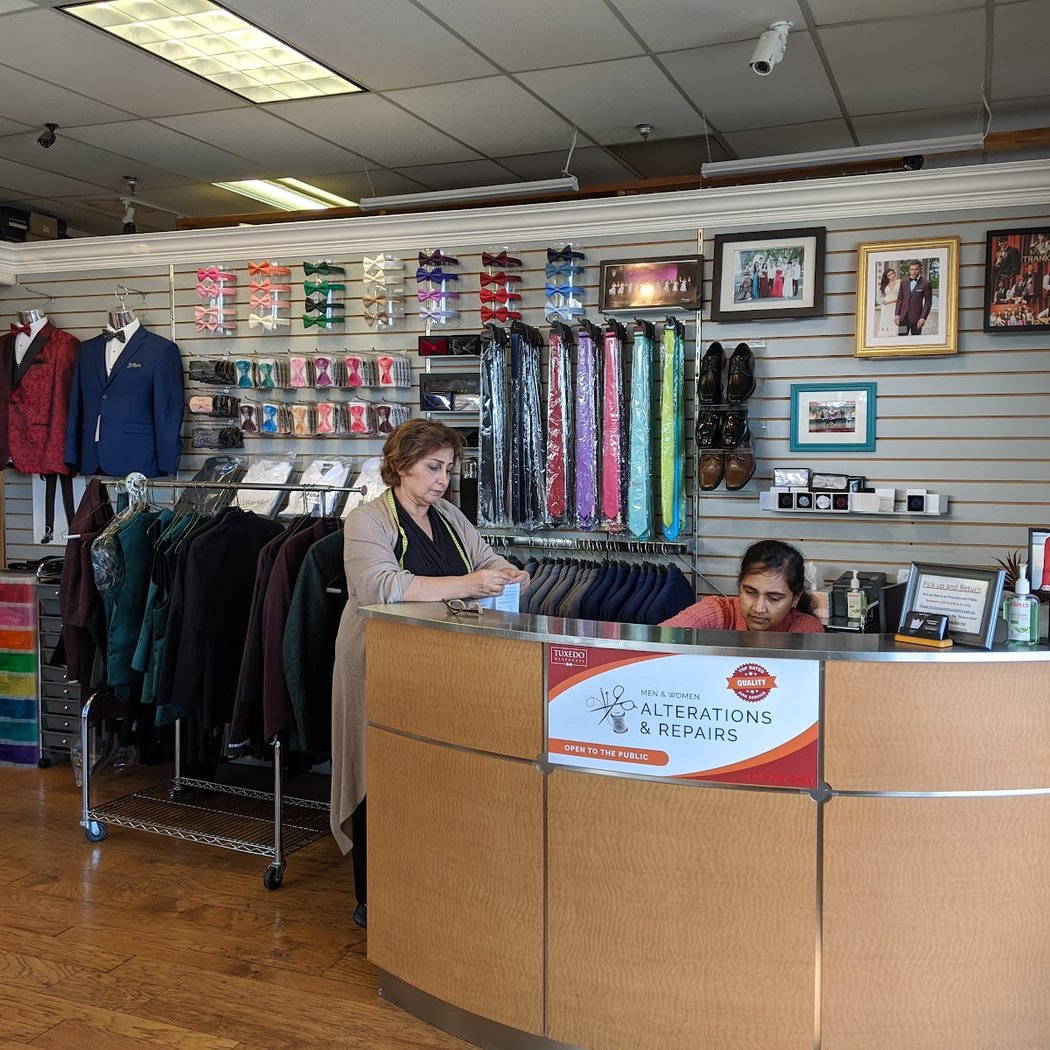Tuxedo Wearhouse 3