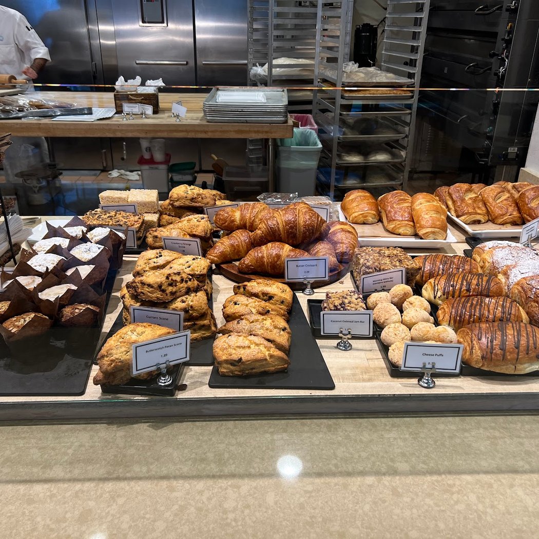 Bon Appetit 500 Cafe for Employees 2