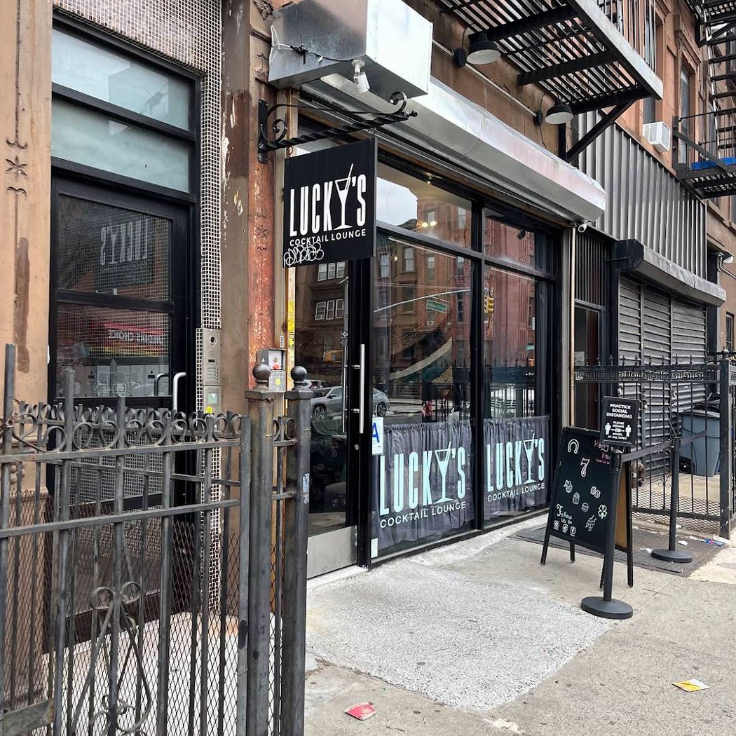 Lucky's Cocktail Lounge 3