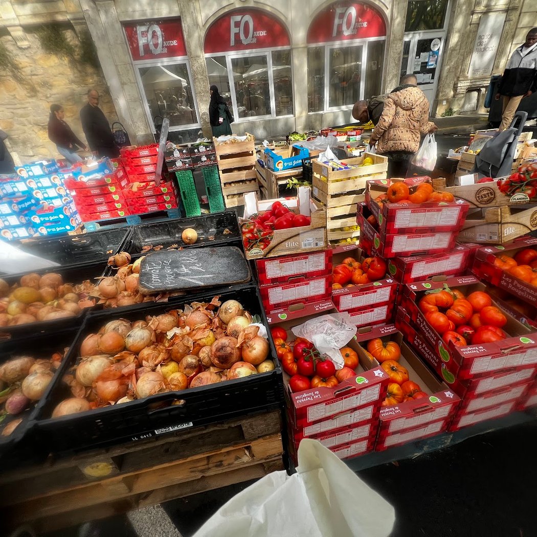 Saturday Market 2