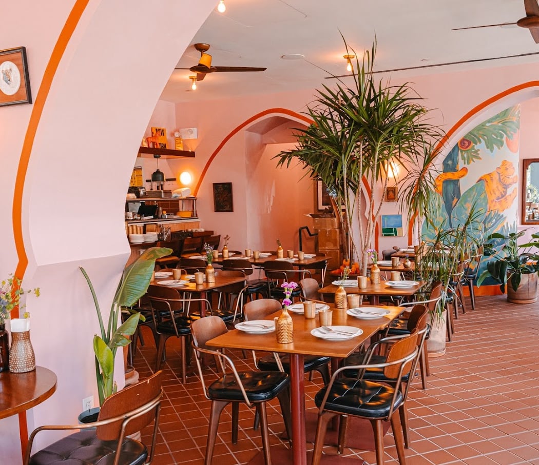 INDAY's Bar and Restaurant 3