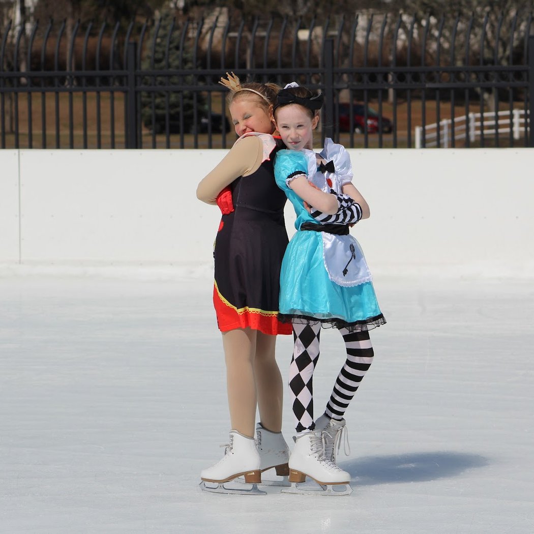 Roosevelt Park Outdoor Family Skating Rink 3