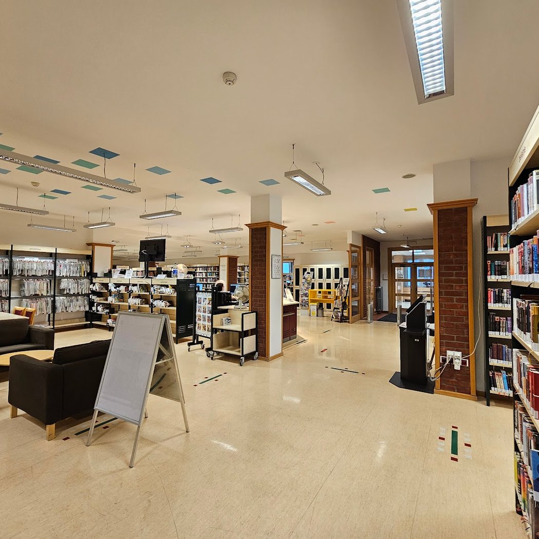 Prague Municipal Library, a branch of Ládví