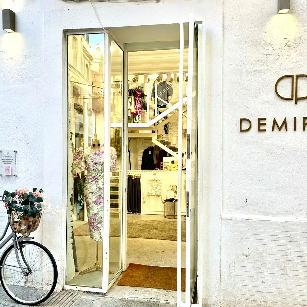 Demi Plié Shop 2