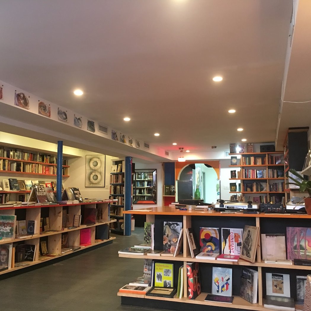 Aeon Bookstore 3