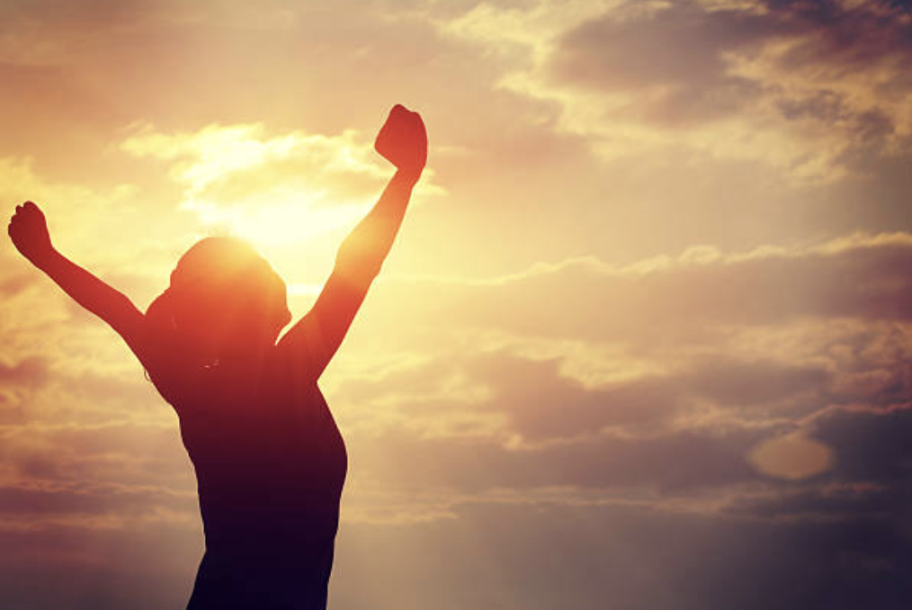 Dare to Rise: Boldly Ignite Your Power, Courage, and Confidence for 2026 1