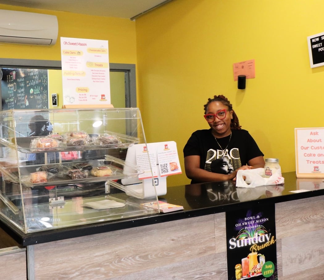 Oh.Sweet.Mason [Desserts, Custom Birthday Cake & Specialty Cupcakes] 2