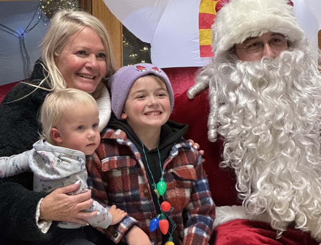 Brownstown Tree Lighting 1