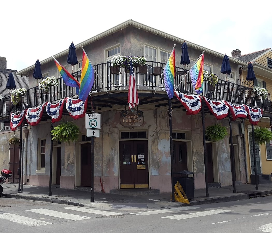 Good Friends Bar 2