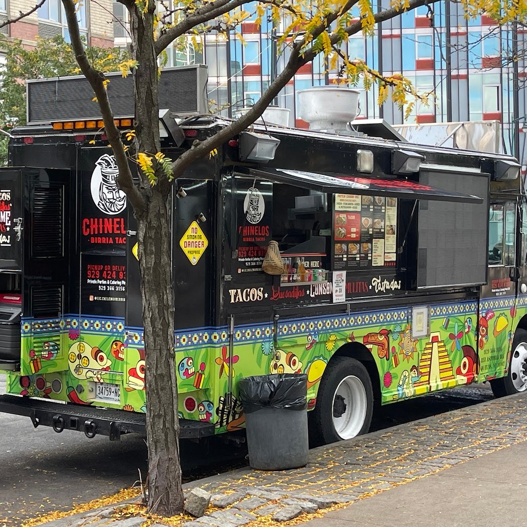 Chinelos Birria Tacos 3