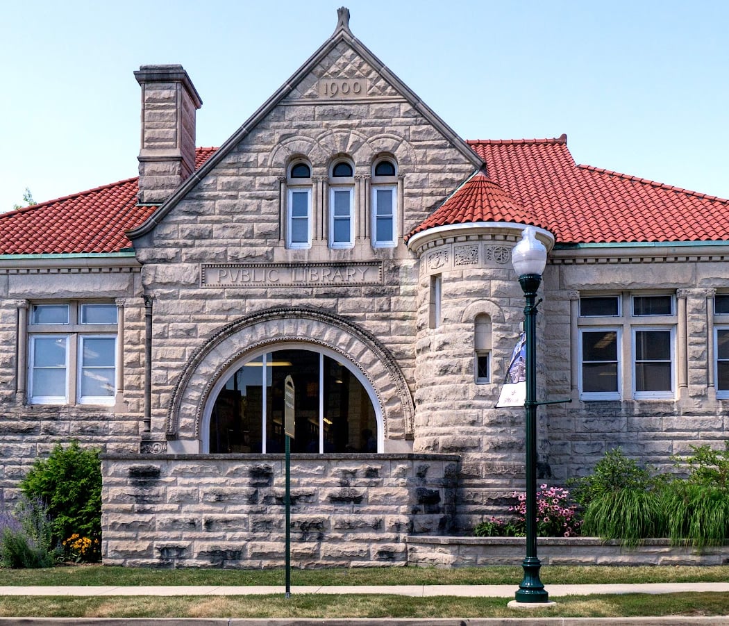 Dixon Public Library 1