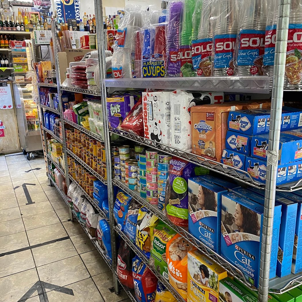 Friendly's Market 2