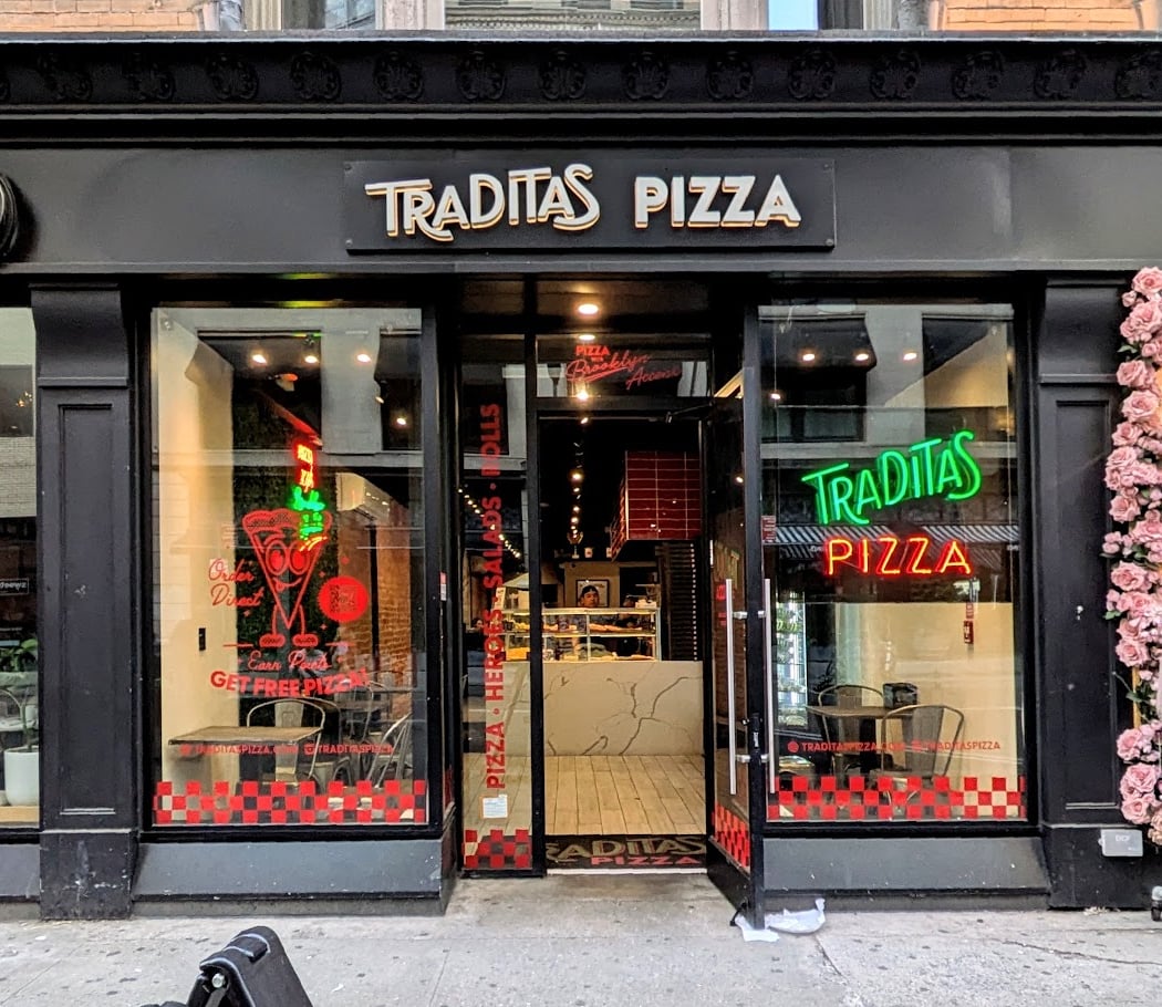 Traditas Pizza 2
