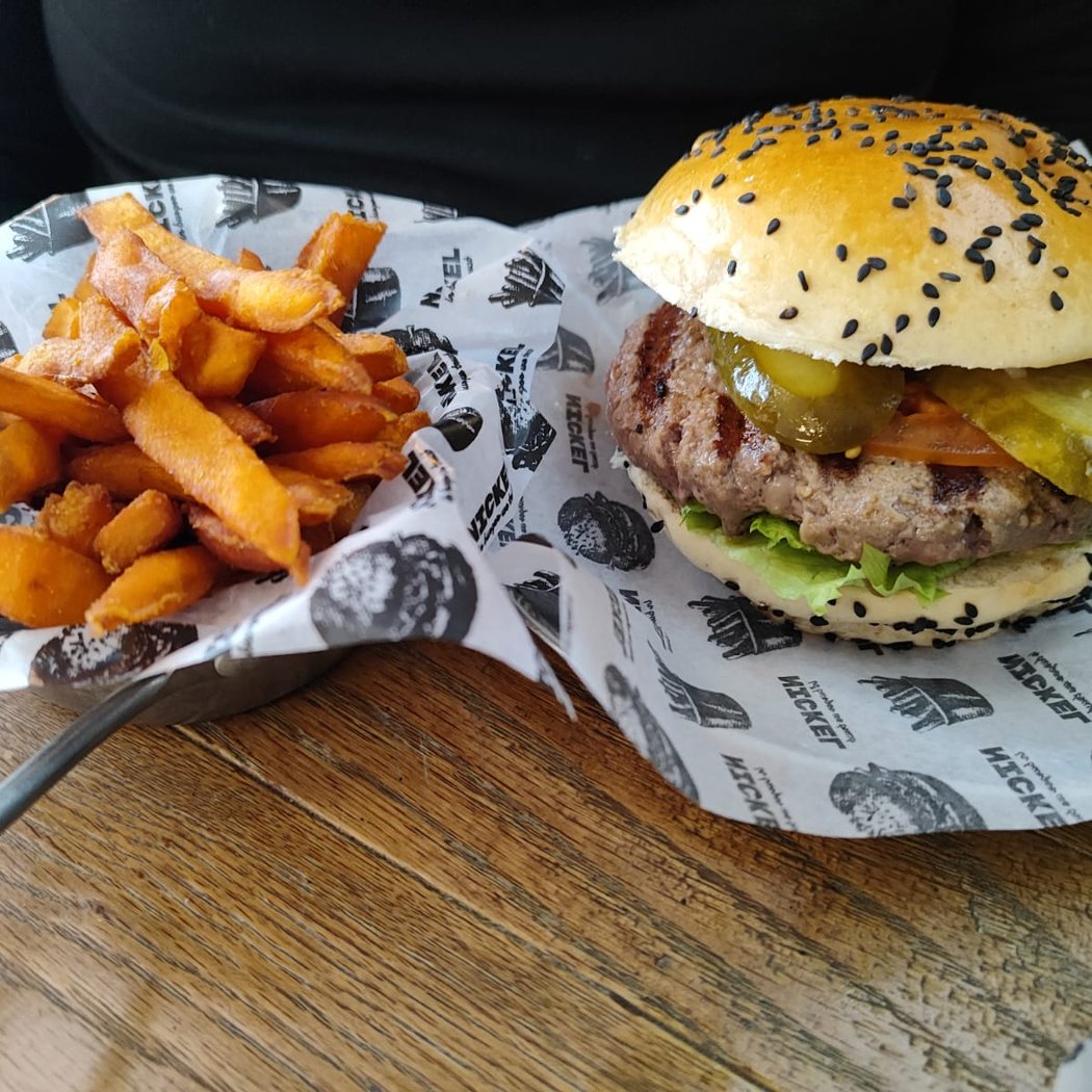 Nickel Burger Alameda 3