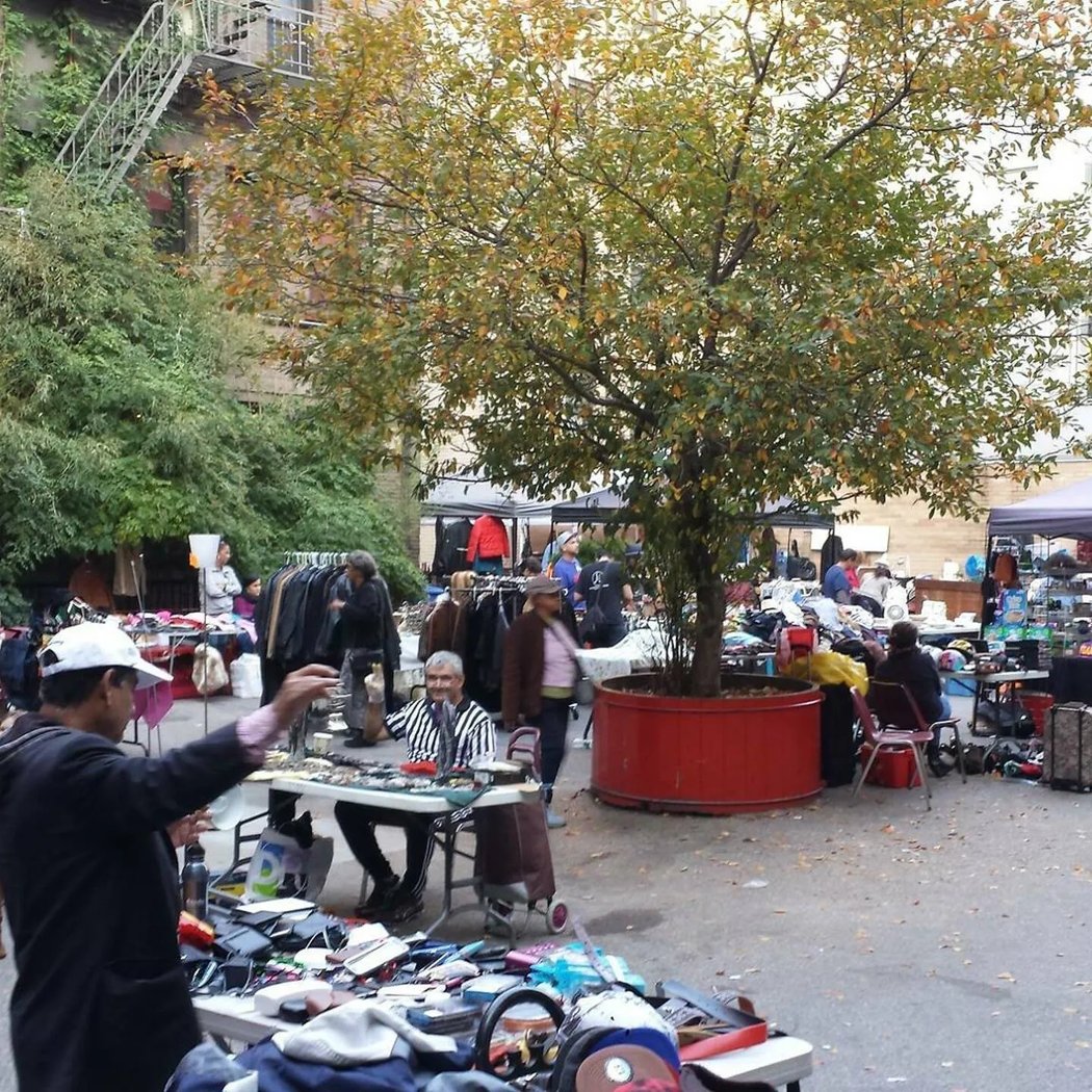 Flea Market 2