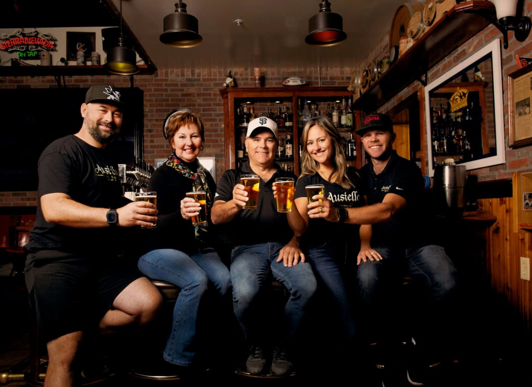 Ausiello’s Homeslice Restaurant and Bar 2